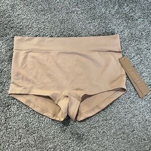 Skims Soft Smoothing Seamless Boyshort